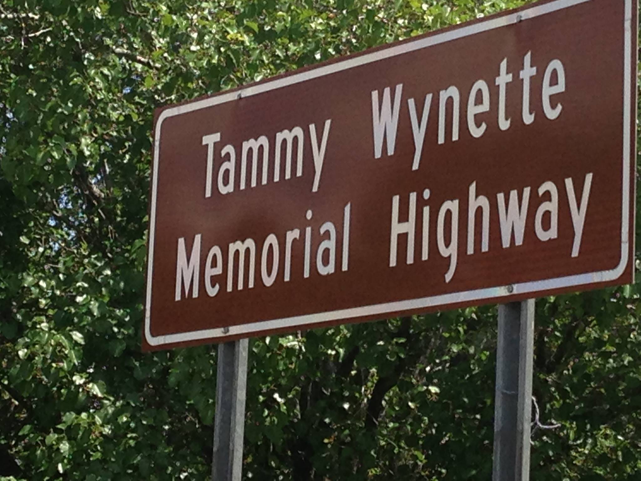 Tammy Wynette Fans and Family gather once again to remember the Iconic ...